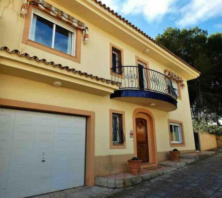 Spacious Villa With Private Outdoor Swimming Pool El Albir Exteriör bild